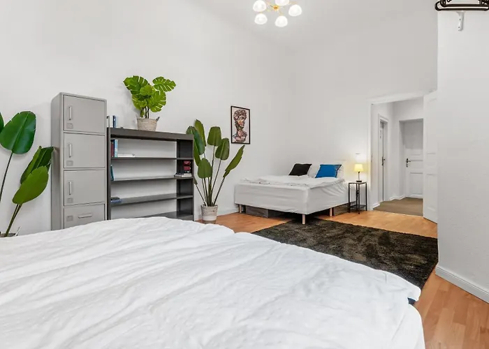 Im Samariterviertel - 120qm Berlín