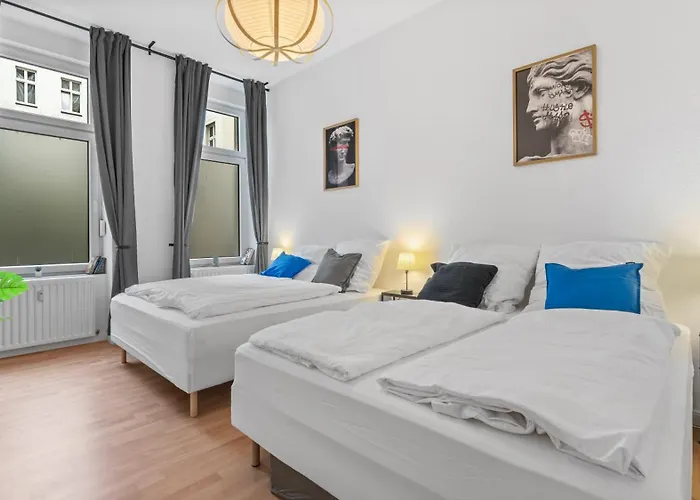 Im Samariterviertel - 120qm Berlín